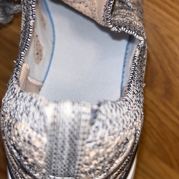 NEW APL TechLoom Wave Sneakers Size 8 - Picture 15 of 15